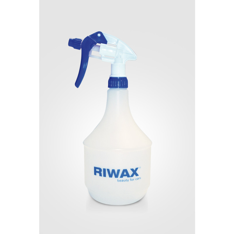 Plastic sprayer